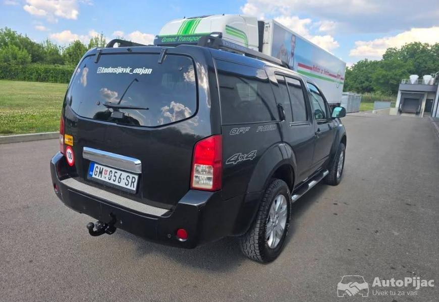 nisan_pathfinder_25d_9_polovni_automobili_autopijac.rs